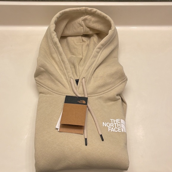 The North Face Men’s Hoodie - Picture 4 of 11